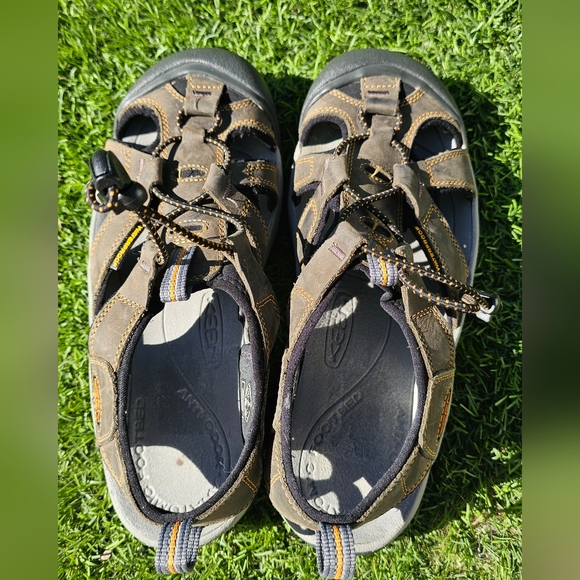 KEEN Newport Waterproof Hiking Sandals Womens Size 8 Brown Outdoor Trail - Picture 6 of 8